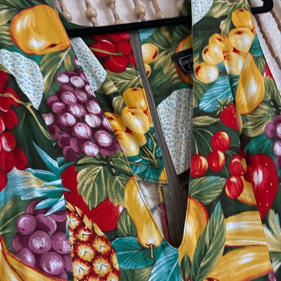 Vintage Carol Anderson Made in USA Unique Fruit Print Sleeveless V Neck Romper S - Picture 3 of 7